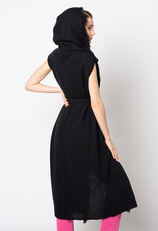 Długa czarna dzianinowa kamizelka z frędzlami Malmo