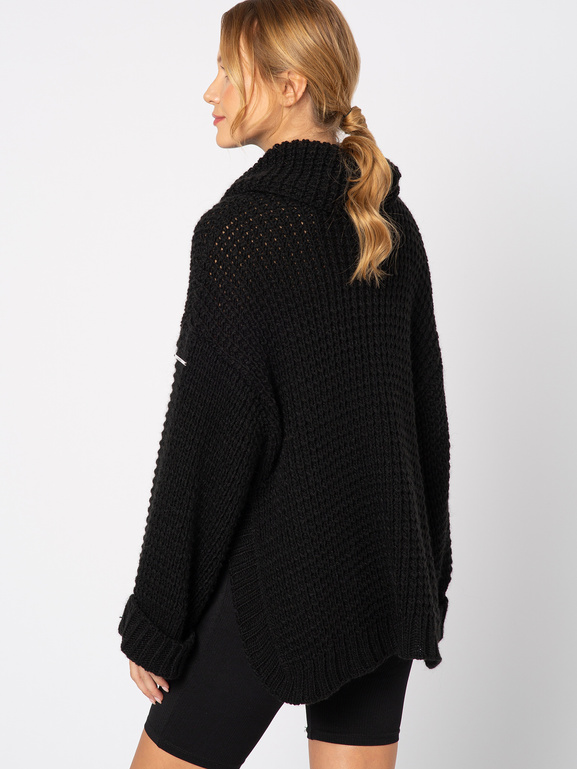 Czarny sweter z golfem Ville