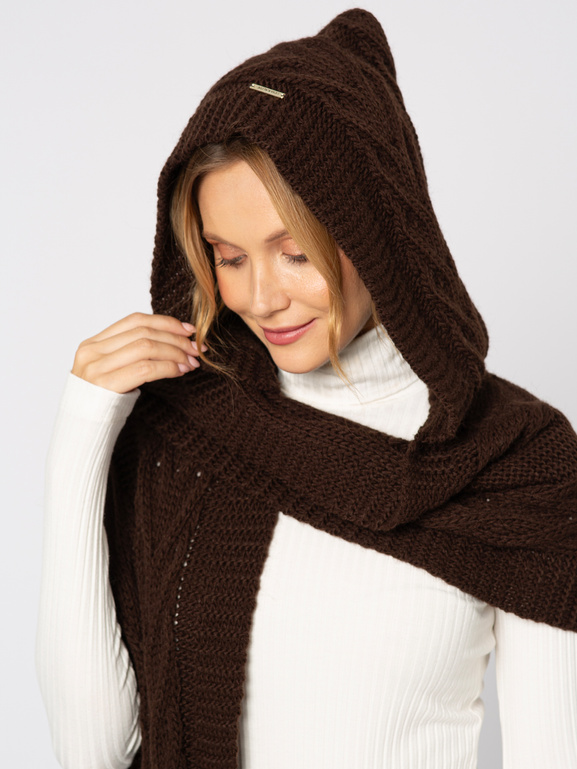Brązowy szal z kapturem