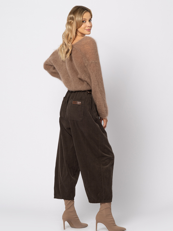 Sztruksowe brązowe spodnie typu balloon z paskiem