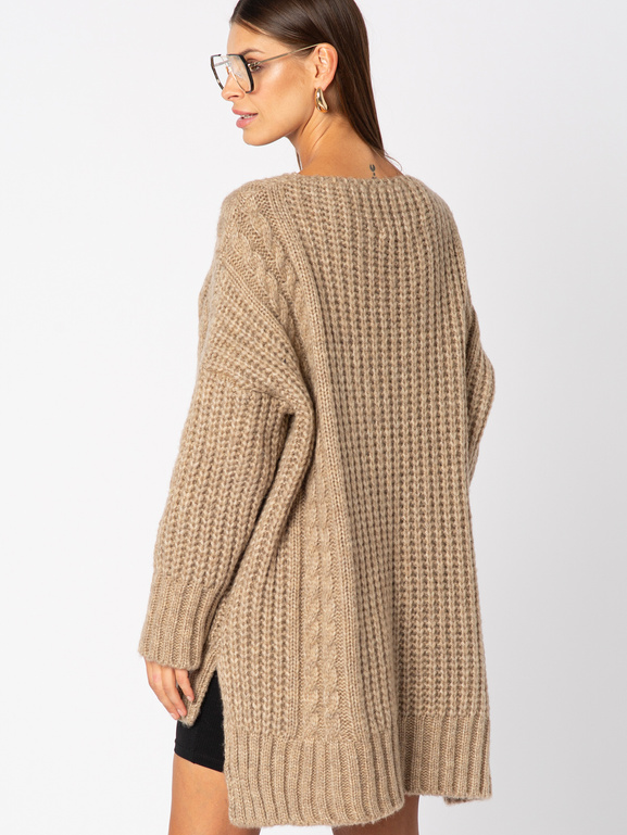 Oversizowy beżowy sweter w serek Luxembourg
