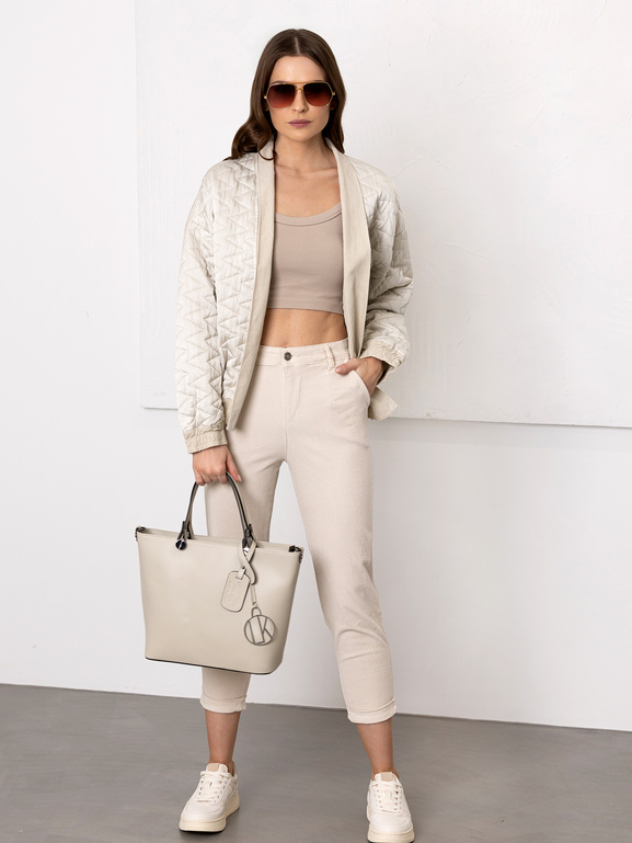 Beżowa bomberka damska pikowana