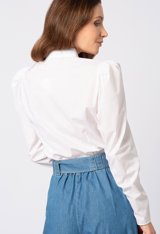 Biała dopasowana koszula ze stójką Billy