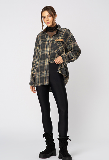 Czarne legginsy z zapiętką