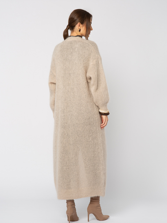 Beżowy mohairowy długi sweter bez zapięcia