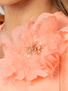 Broszka z piórek z kryształkami koralowa
