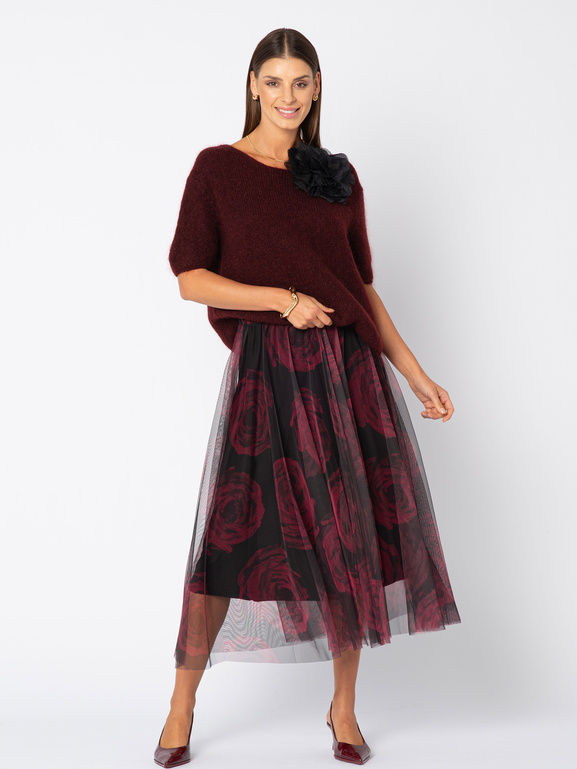 Tiulowa spócnica w bordowe kwiaty