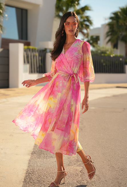 Sukienka z szyfonu w różowo-żółte kwiaty z tiulowym rękawem Lyssa