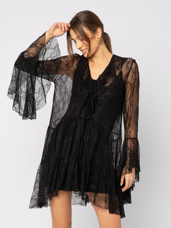 Czarna koronkowa sukienka z halką