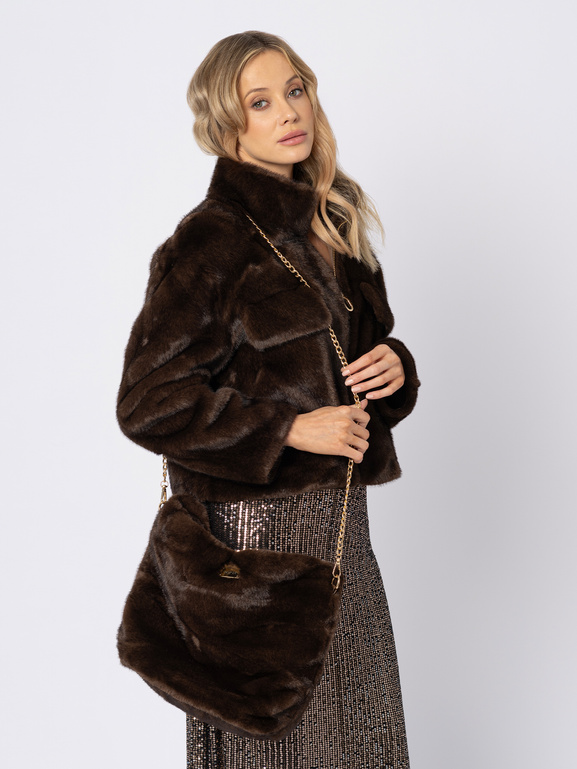 Duża brązowa torebka z eco futra ze złotym łańcuszkiem