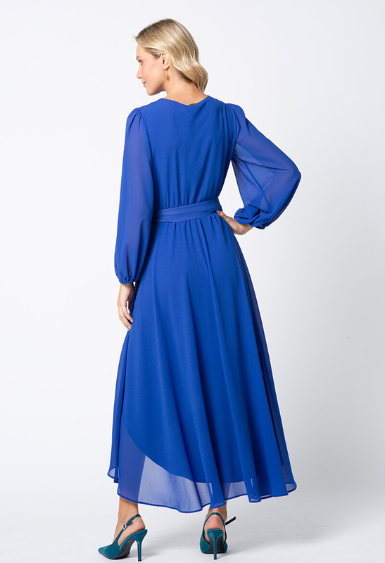 Sukienka z chabrowego szyfonu z dłuższym tyłem Como