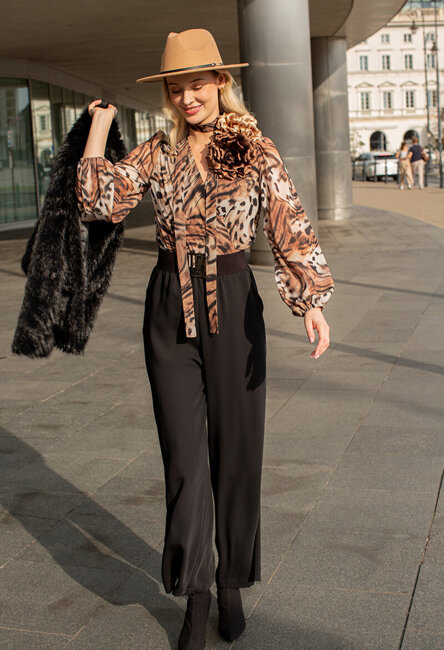 Kombinezon z górą w zwierzęcy print z dwoma paskami Trieste