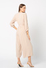 Beżowy kombinezon z paskiem Emmy