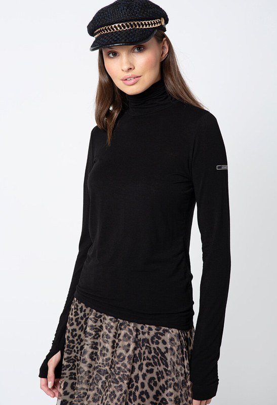 Czarny golf z gładkiej dzianiny tencel z domieszką wełny Anne