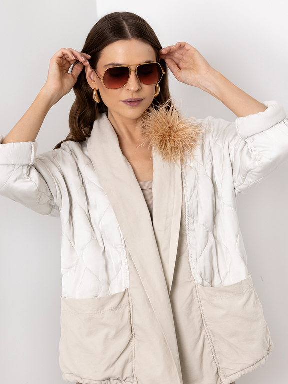 Broszka puszek beżowa