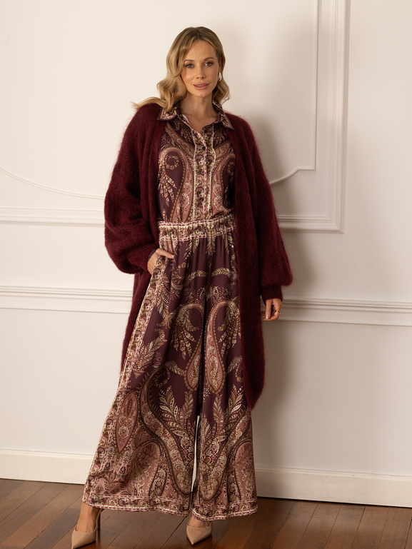 Bordowe spodnie z wiskozy w beżowy wzór