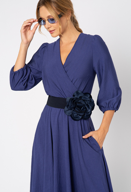 Granatowy pasek z kwiatem na gumie