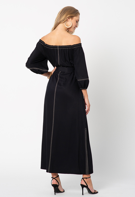 Czarna sukienka z wiskozy z kontrastową nitką Tally