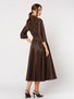 Brązowa sukienka z tafty