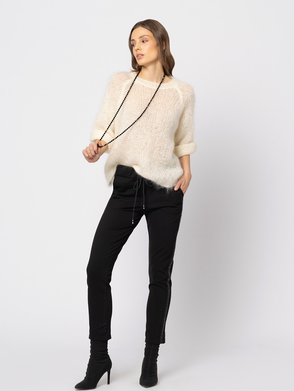 Czarne wiskozowe spodnie z cekinowym lampasem