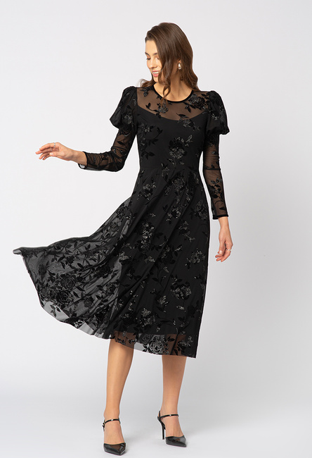 Czarna sukienka z siatki z bufkami w srebrne róże Claire