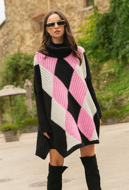 Sweter golf w różowe romby Tyrol