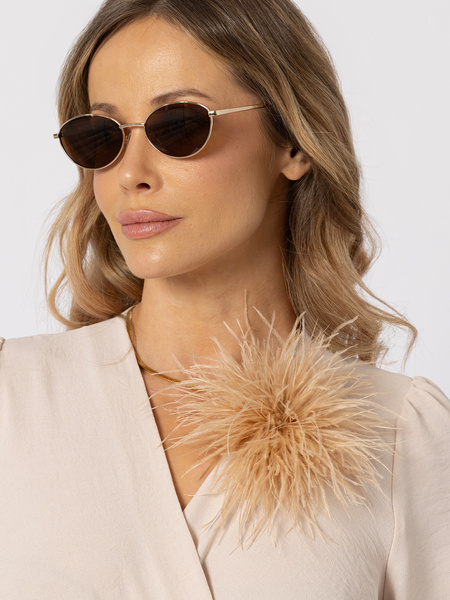 Broszka puszek beżowa