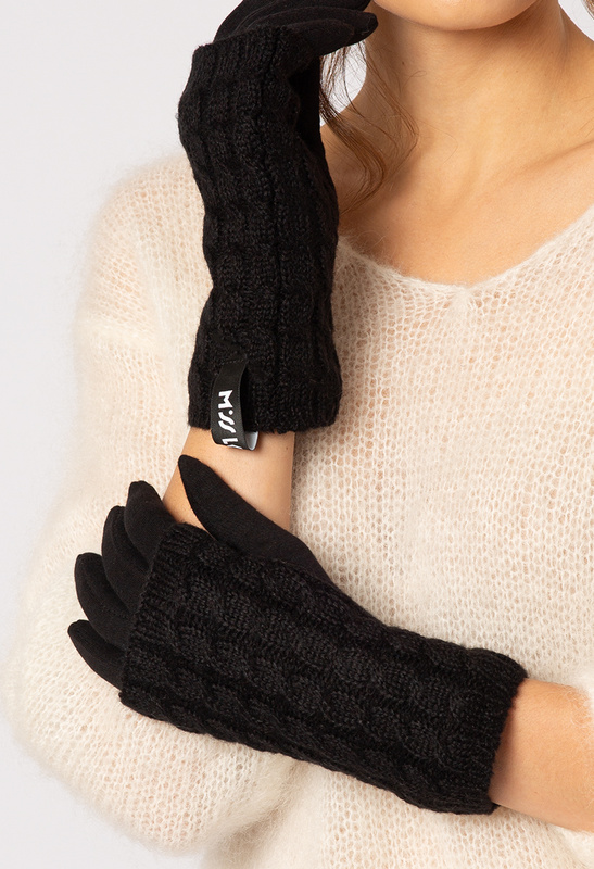 Czarne rękawiczki z warkoczowymi mitenkami