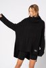 Oversizowy czarny sweter z golfem Élysée