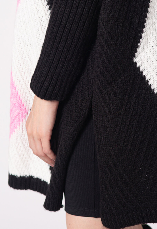 Sweter golf w różowe romby Tyrol