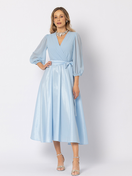 Błękitna sukienka z tafty z wiązaniem
