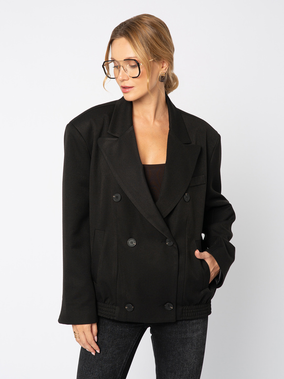 Czarna marynarka dwurzędowa ze ściągaczem z tyłu