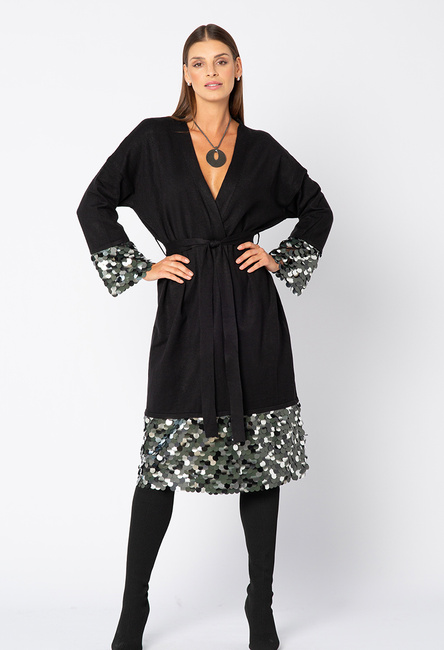 Czarny kardigan z wstawkami z dużych cekinów