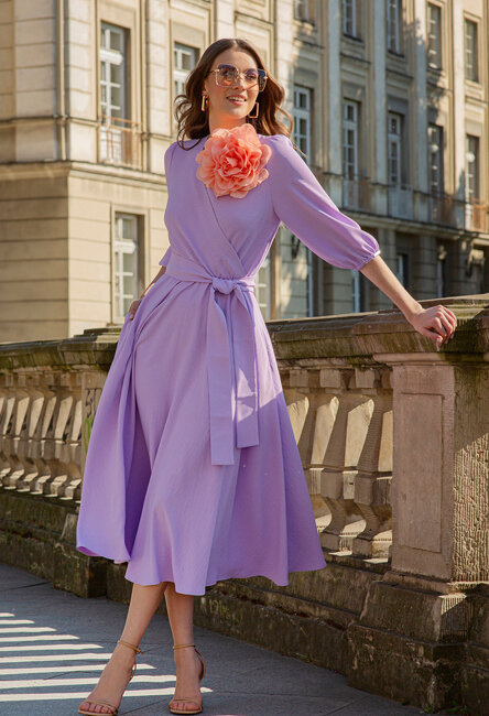 Lawendowa midi sukienka z paskiem Ophélie