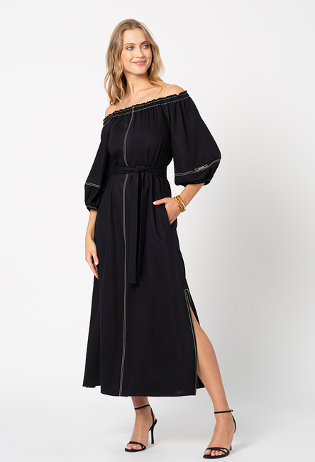 Czarna sukienka z wiskozy z kontrastową nitką Tally