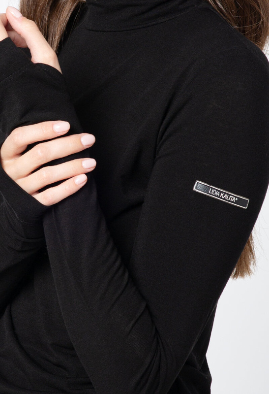 Czarny golf z gładkiej dzianiny tencel z domieszką wełny Anne