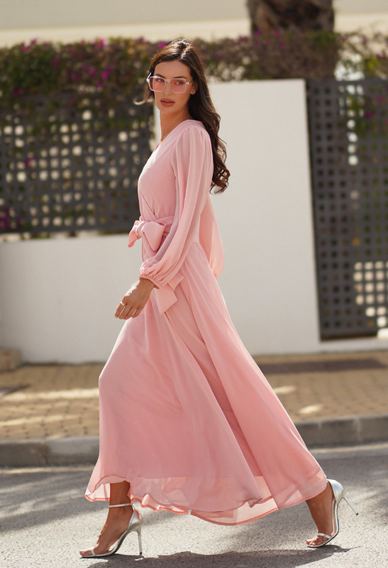 Sukienka z różowego szyfonu Sydney