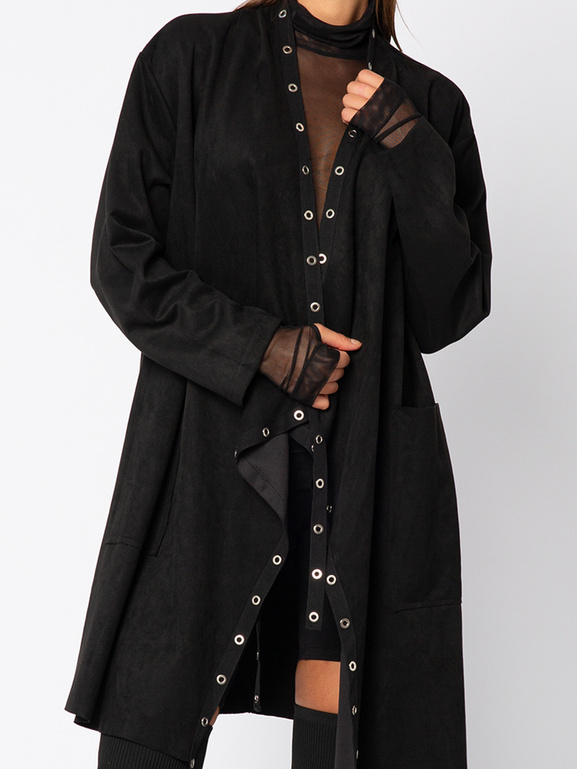 Czarny kardigan z ozdobnymi taśmami