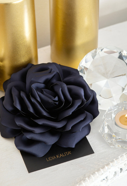 Granatowa broszka kwiat