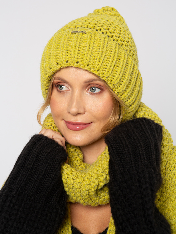 Szal w komplecie z czapką