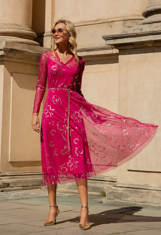Sukienka z różowej siatki ze złotym drukiem i paseczkiem Calabria
