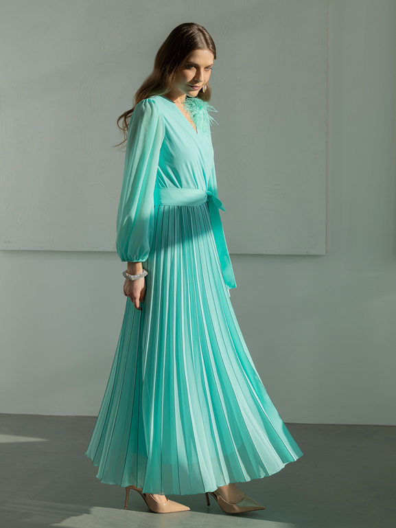 Miętowa sukienka z plisowanym dołem Grace