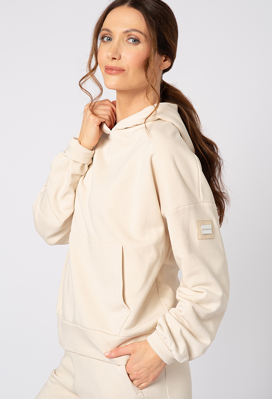 Beżowa bluza z kapturem i kieszenią Ellie