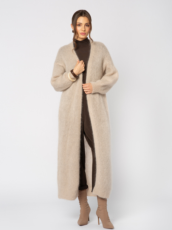 Beżowy mohairowy długi sweter bez zapięcia