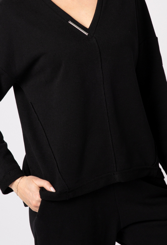 Czarna bawełniana bluza z dekoltem w serek Zoe