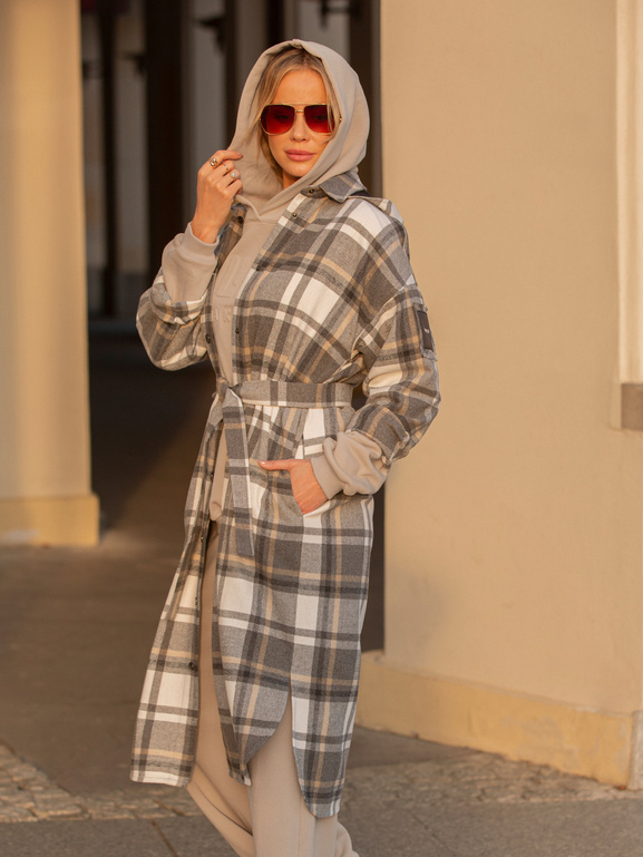 Długa koszula w kratę z kapturem