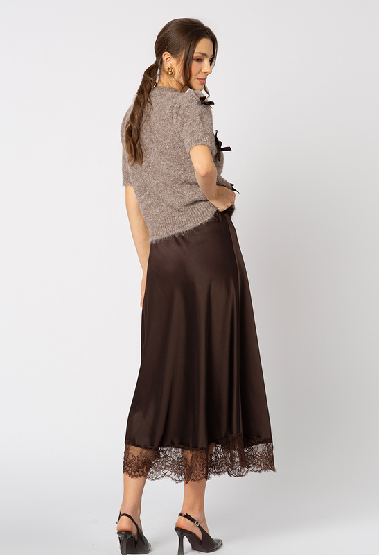 Brązowa satynowa wiskozowa spódnica z koronką