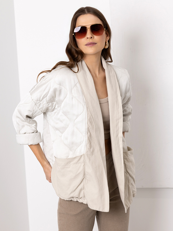 Lekka kurtka pikowana beżowa