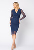 Granatowa sukienka z drapowaniem w talii Brigitte