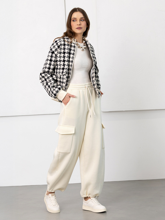 Bomberka w pepitkę czarna ecru